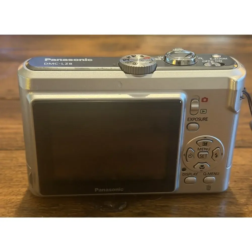 Vintage Panasonic Lumix DMC-LZ8 8.1MP Digital Camera Black 5x Zoom TESTED WORKS